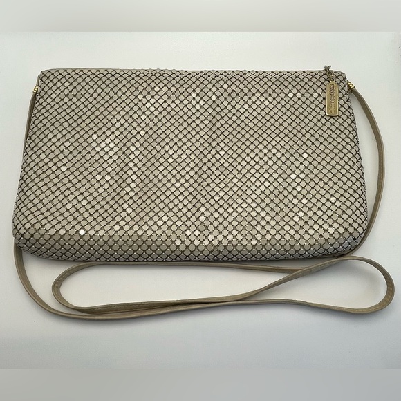 Whiting & Davis Creamy Crossbody Bag - Picture 2 of 7